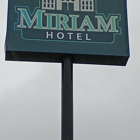 Miriam Hotel Бисмарк Экстерьер фото