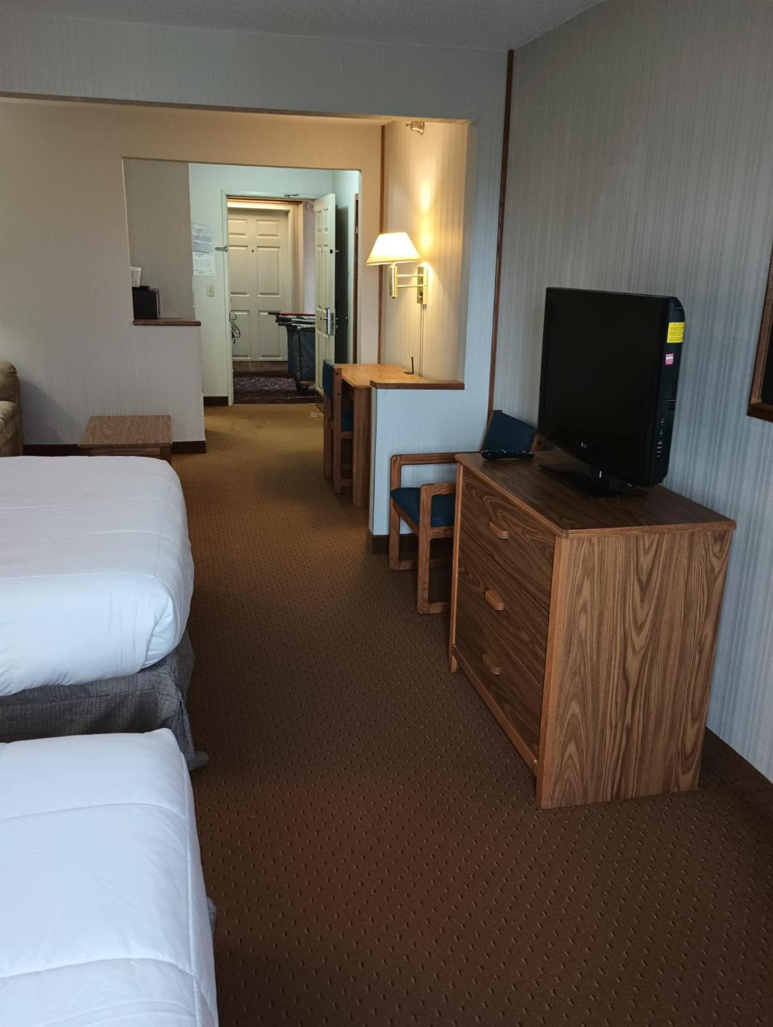 Miriam Hotel Бисмарк Экстерьер фото